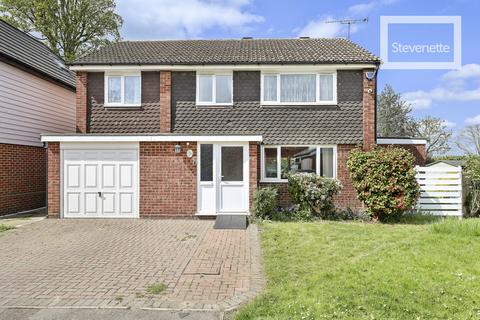 4 bedroom detached house for sale, Egg Hall, Epping