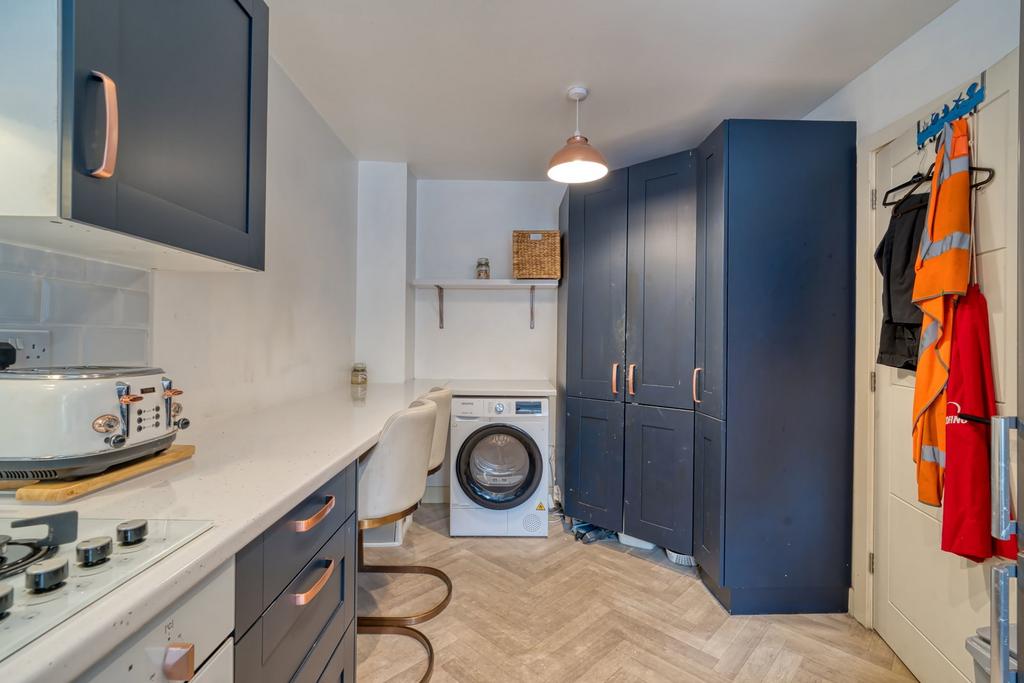 Utility room, utility