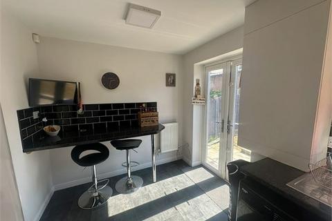 2 bedroom townhouse for sale, Waterside View, Conisbrough, Conisbrough,