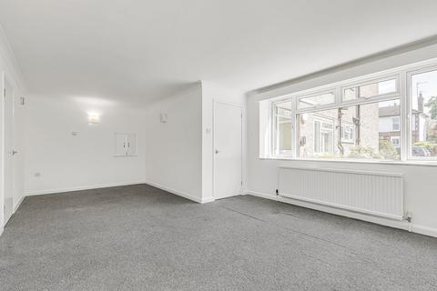 2 bedroom apartment for sale, Highfield Court, Manor Park, E12
