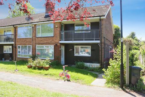 2 bedroom apartment for sale, Newton Close, Slough