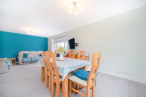 4 bedroom end of terrace house for sale, Farnham Lane, Farnham Royal SL2
