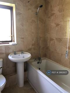 2 bedroom flat to rent, Oystermouth Court, Mumbles, SA3