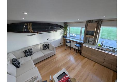 1 bedroom flat for sale, Brighton Road, Lancing, BN15