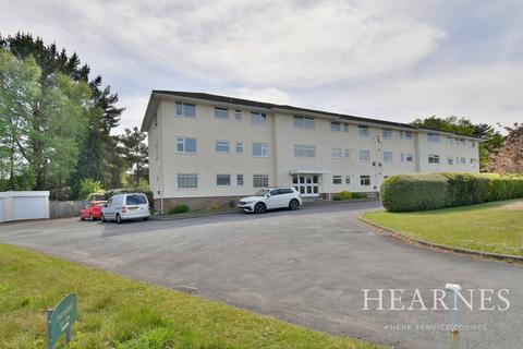2 bedroom flat for sale, Fairways, Ferndown, BH22