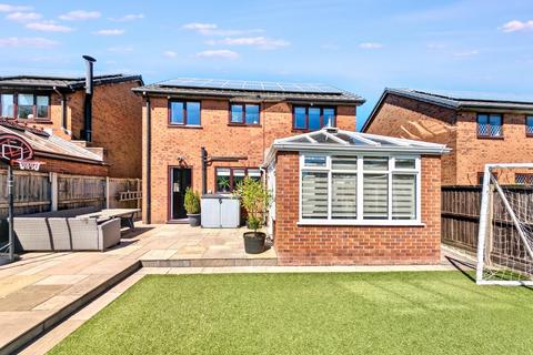 4 bedroom villa for sale, Ranglit Avenue, Preston PR2