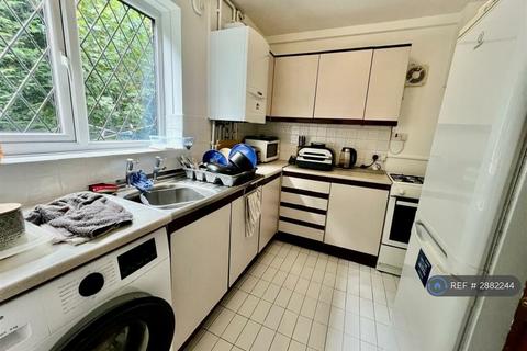 1 bedroom flat to rent, Naples Road, Stockport, SK3