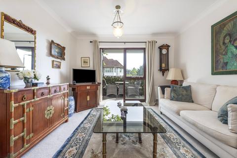 undefined, Finchley Road, London, NW11