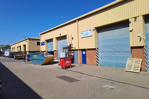 Warehouse to rent, Works Rd Letchworth Garden City SG6 1LA
