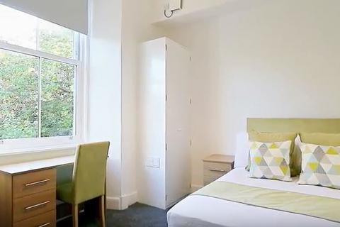 3 bedroom flat to rent, Fowler Terrace, Edinburgh, EH11