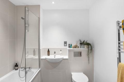 2 bedroom flat for sale, Plot F-01.03 (Flat 73) at Fount Spring Place, Banstead Road, Purley CR8