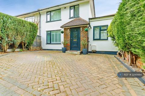 1 bedroom detached house to rent, Copse View, South Croydon, CR2