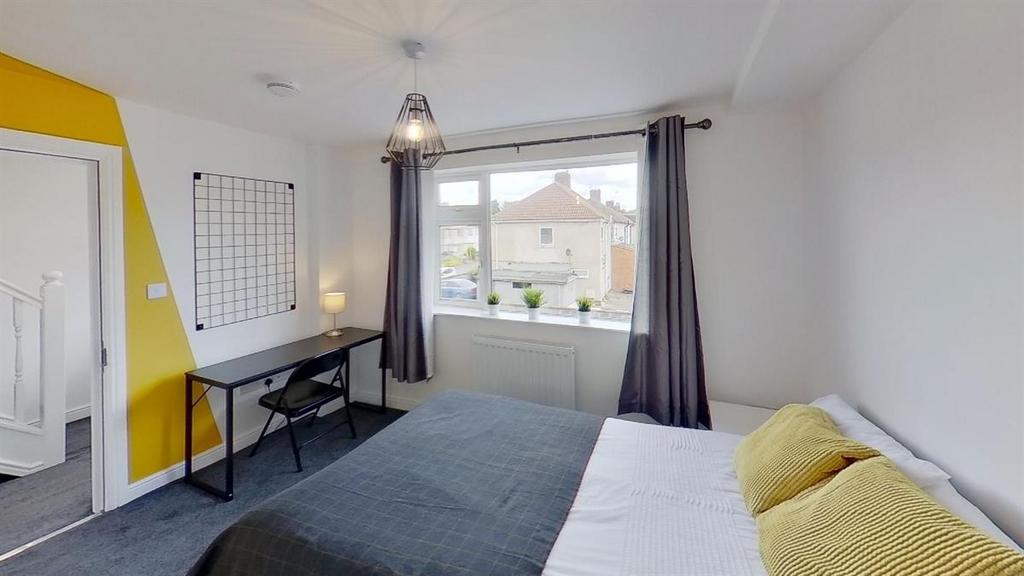 Pelham Crescent, Nottingham NG9 - View 5