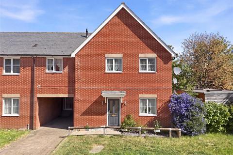 3 bedroom link detached house for sale, Gerard Gardens, Great Baddow, Essex, CM2