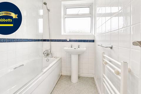 3 bedroom house to rent, Waterhouse Lane, Chelmsford, CM1