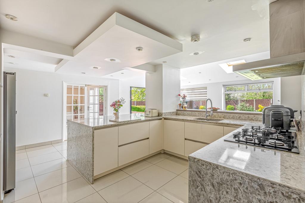 House in WIGSTON - View 4