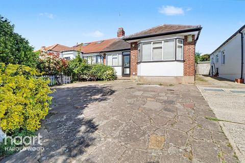 3 bedroom semi-detached bungalow for sale, Beltinge Road, Harold Wood