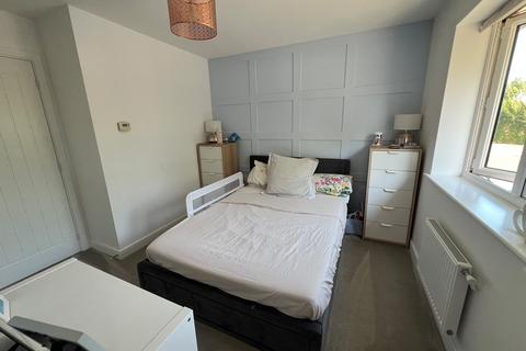 3 bedroom end of terrace house for sale, Montrose Walk, Gosport