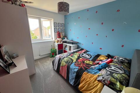 3 bedroom end of terrace house for sale, Montrose Walk, Gosport