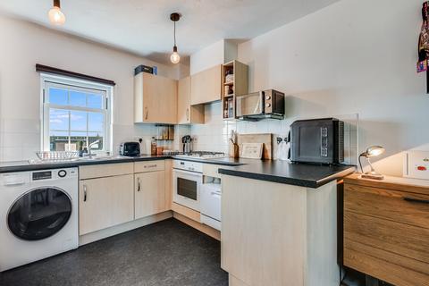 1 bedroom flat for sale, Chancellor Park, Chelmsford CM2
