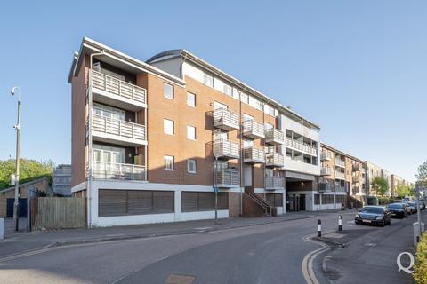 2 bedroom apartment to rent, Kingfisher Meadow, Maidstone, ME16