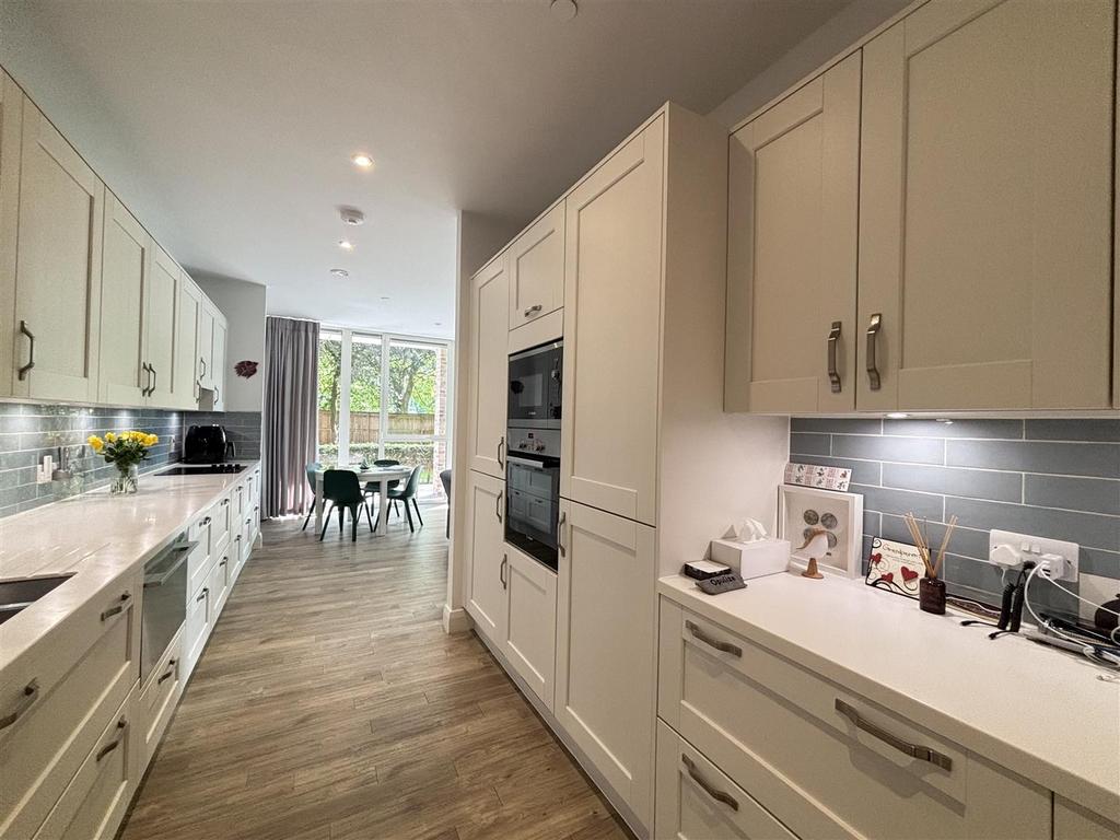 Kitchen, open plan living