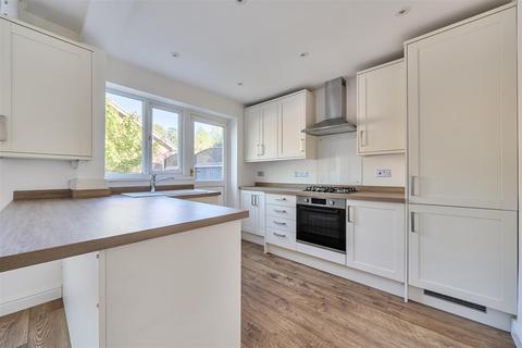 3 bedroom semi-detached house for sale, Maple Gardens, Yateley GU46