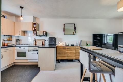 1 bedroom flat for sale, Chancellor Park, Chelmsford CM2