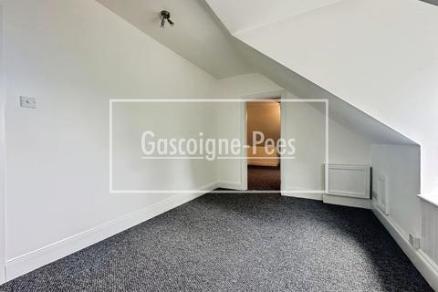 2 bedroom apartment to rent, Portsmouth Road, Hindhead, GU26