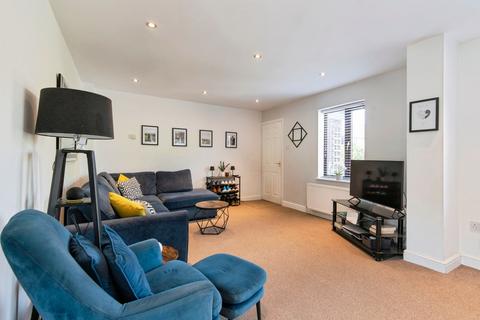 3 bedroom end of terrace house for sale, Barham Road, Stevenage