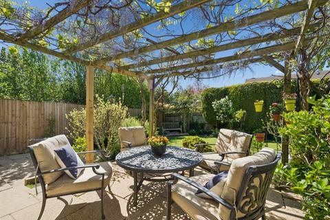 4 bedroom detached house for sale, Mynchen Road, Beaconsfield, HP9
