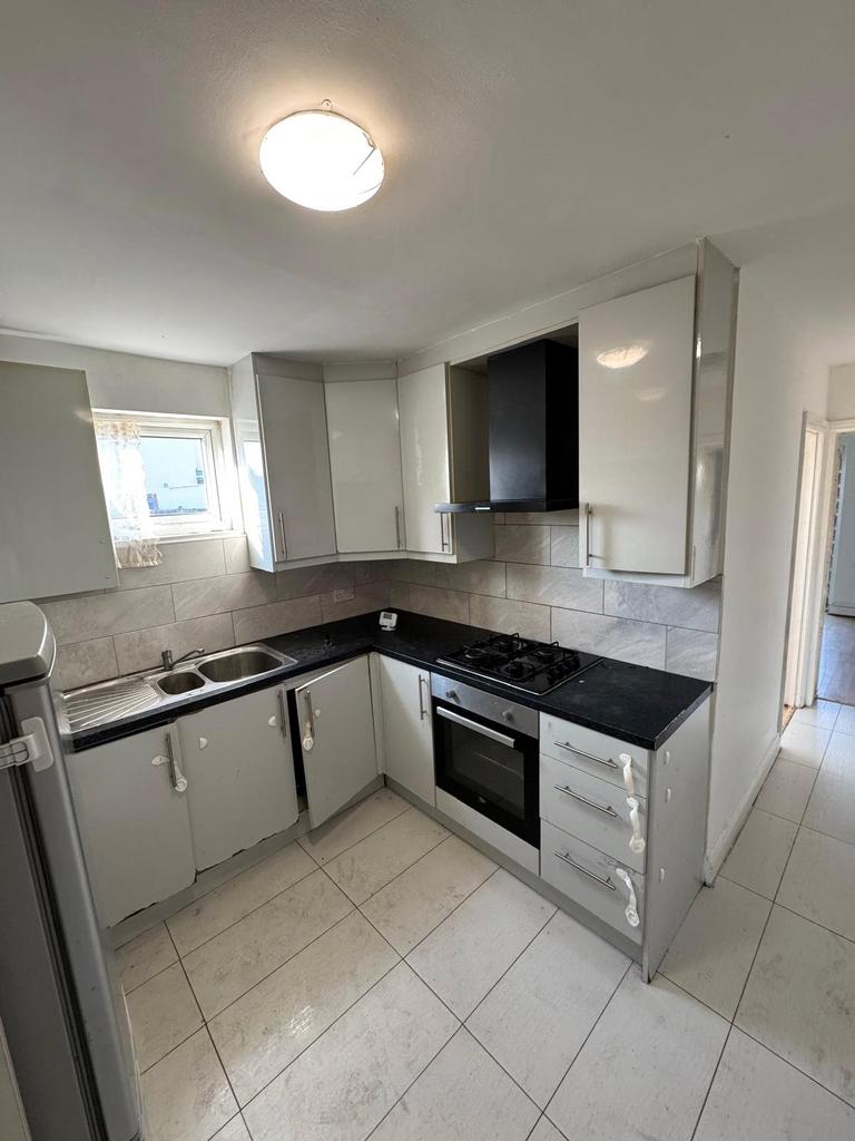 Apartment in London - View 3