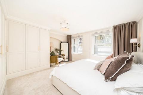 1 bedroom flat for sale, Culverden Road, London SW12
