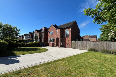 Detached house - Stoops Road, Bessacarr, Doncaster