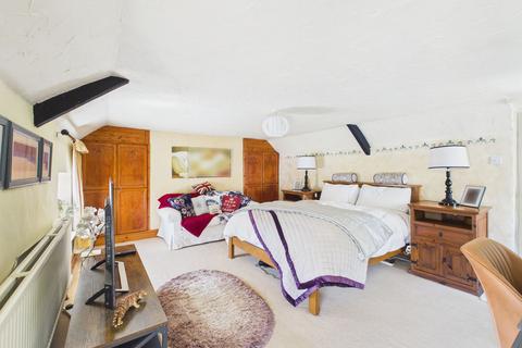 2 bedroom cottage for sale, Queen Square, Ebbw Vale, NP23