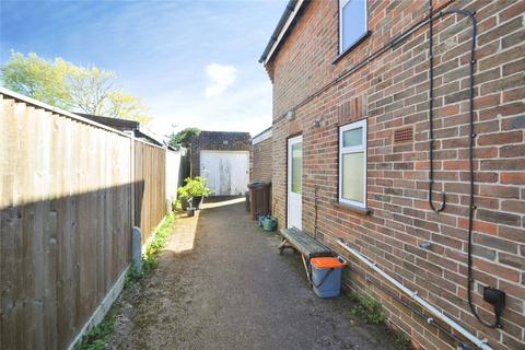3 bedroom semi-detached house for sale, Keld Avenue, Uckfield, East Sussex, TN22