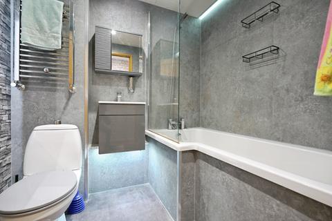2 bedroom flat for sale, Saughton Mains Terrace, Edinburgh, EH11