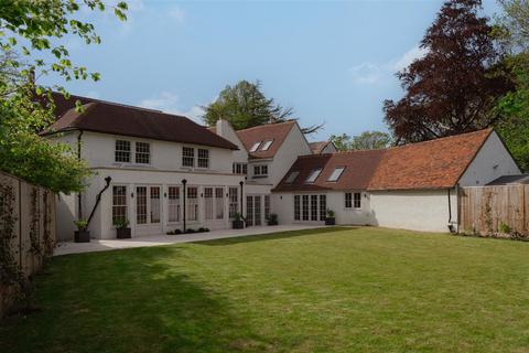 5 bedroom house for sale, Portsmouth Road, Ripley, Woking