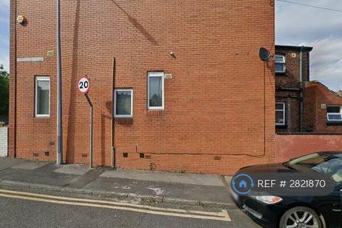 1 bedroom in a house share to rent, Bolton Road Farnworth Bolton, Bolton, BL4