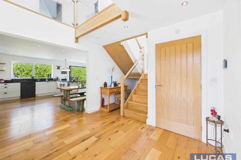 3 bedroom detached house for sale, Henar
