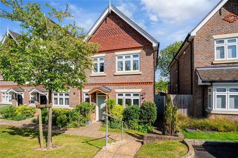 Mimosa Close, Epsom, Surrey, KT17