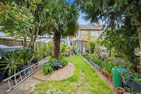 3 bedroom house for sale, Chailey Avenue, Enfield
