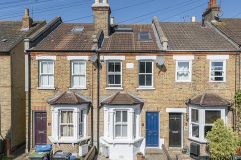 3 bedroom terraced house for sale, Alfred Road, Buckhurst Hill, IG9