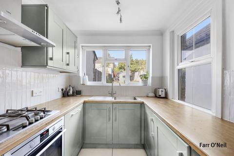 3 bedroom terraced house for sale, Alfred Road, Buckhurst Hill, IG9