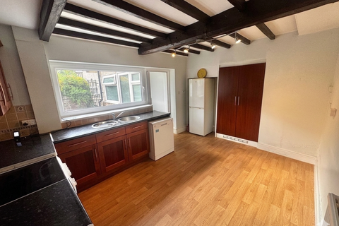 3 bedroom end of terrace house to rent, Main Road, Sheffield, S12
