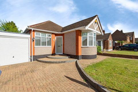 4 bedroom bungalow for sale, Heathview Road, Grays, RM16