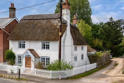 3 bedroom cottage for sale, Christchurch Road | Kingston | Ringwood | BH24