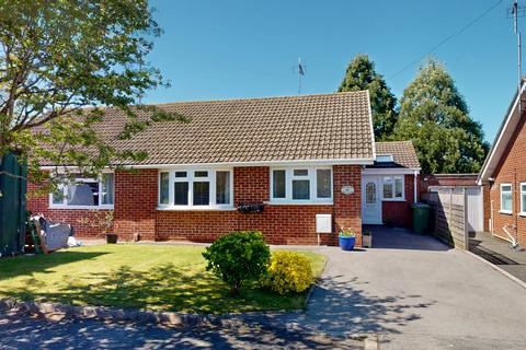 Semi-detached bungalow - Oldbury Orchard, Churchdown