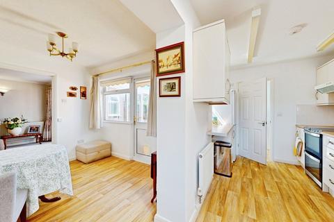 2 bedroom semi-detached bungalow for sale, Oldbury Orchard, Churchdown