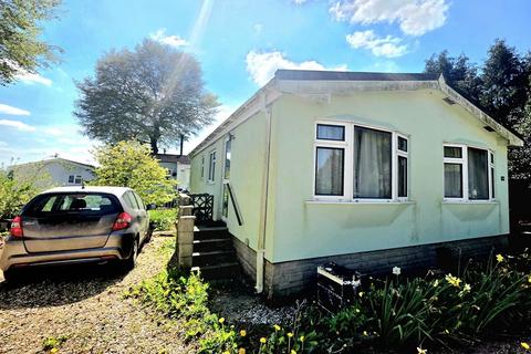 undefined, Hampton Fields, Minchinhampton